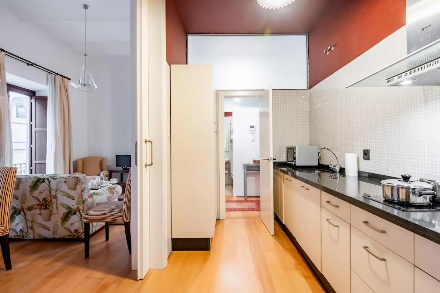 Komodo Sierpes: Bright & Classy Central Apartment Seville