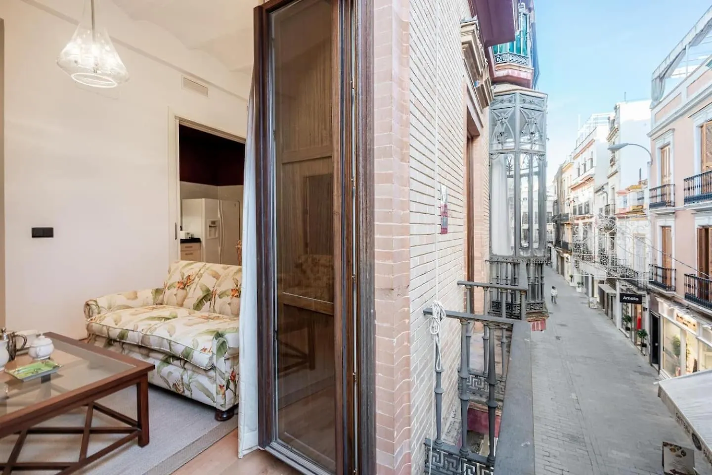 Komodo Sierpes: Bright & Classy Central Apartment Seville
