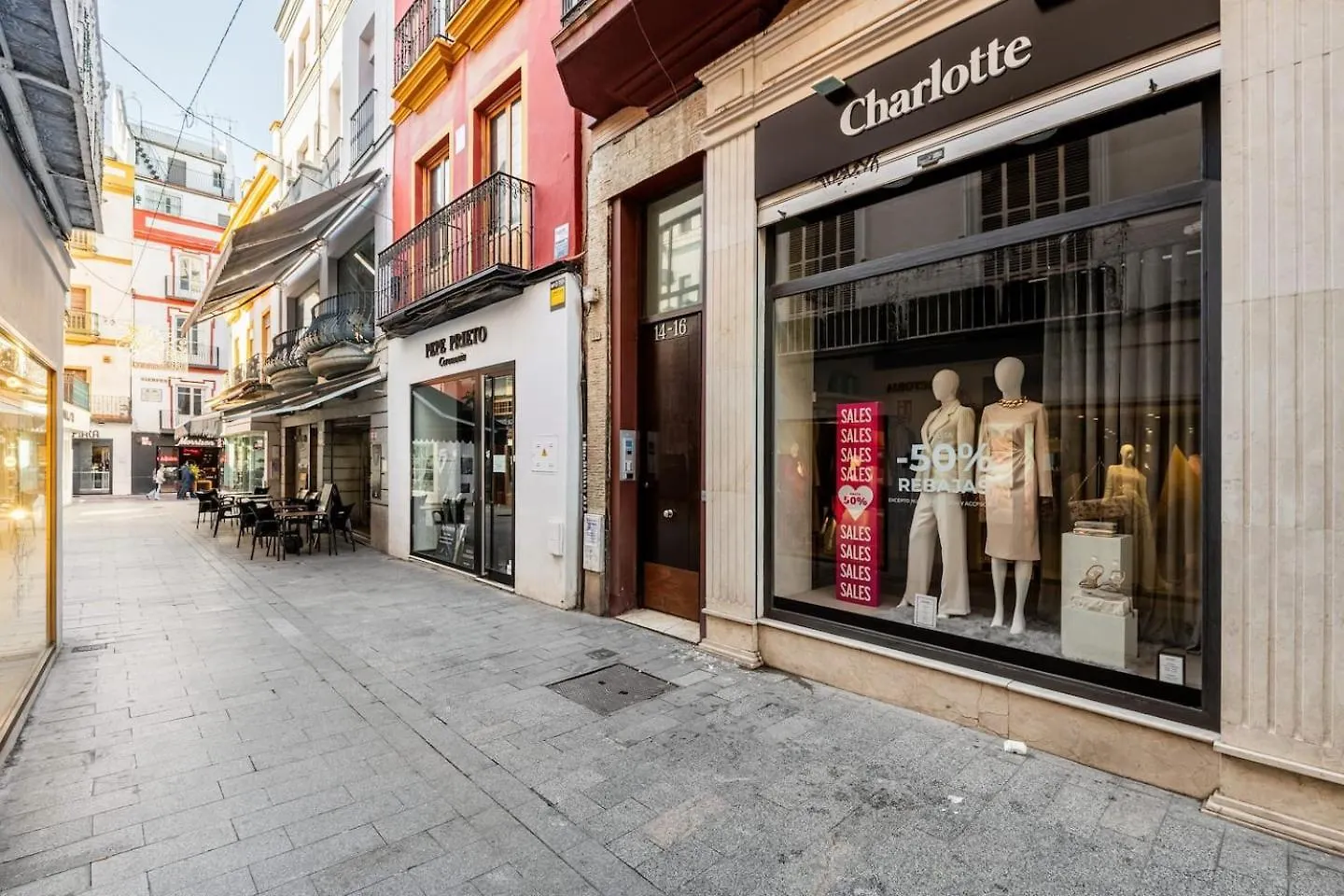 Komodo Sierpes: Bright & Classy Central Apartment Seville