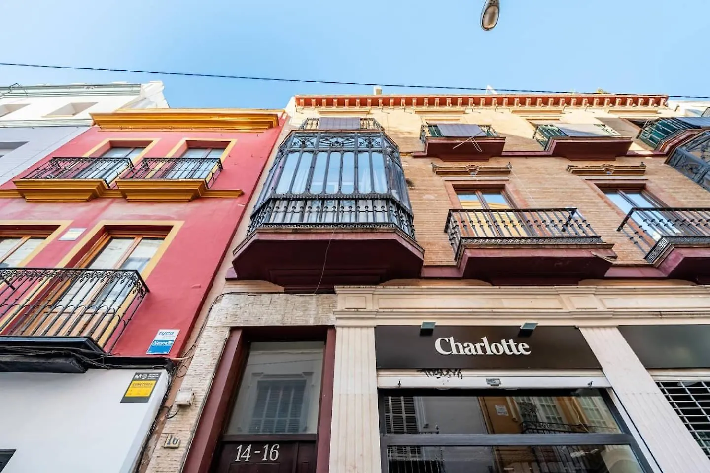 Komodo Sierpes: Bright & Classy Central Apartment セビリア 0*,