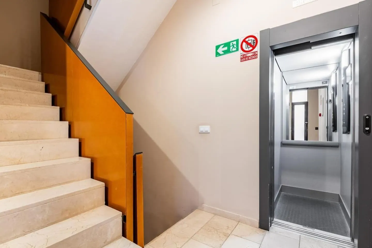 Komodo Sierpes: Bright & Classy Central Apartment Seville