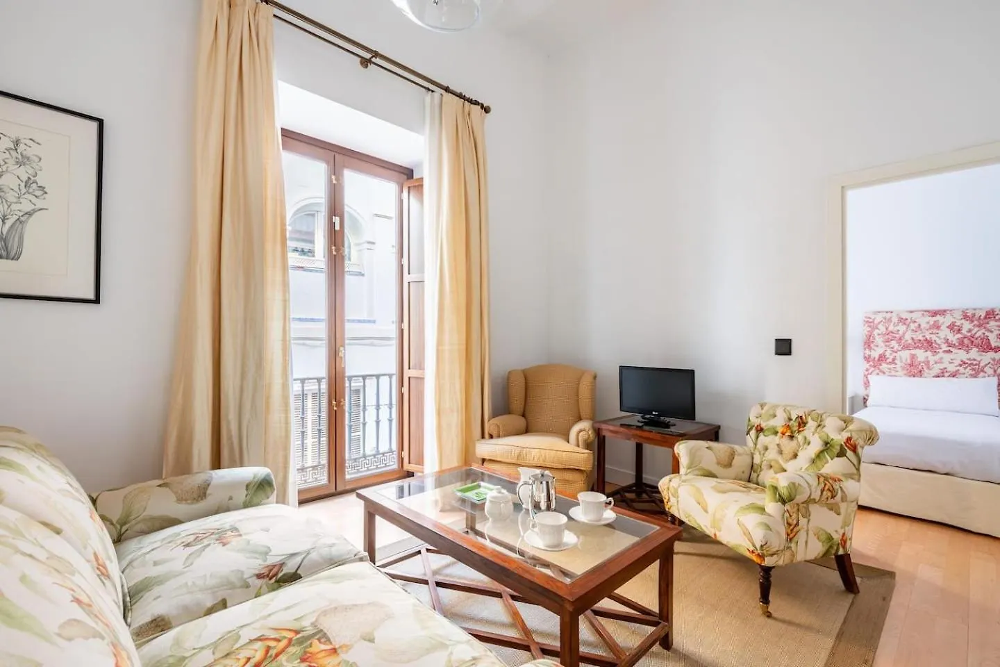Komodo Sierpes: Bright & Classy Central Apartment Seville 0*,  Spain
